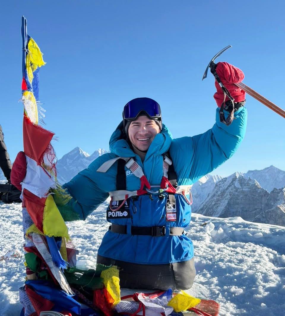 Double Amputee Russian veteran Rustam Nabiev Summits Mera Peak, eyes Everest